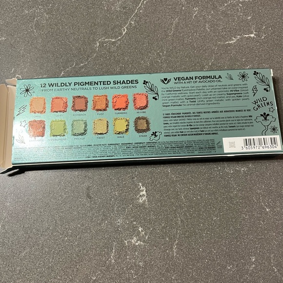 Urban decay wild greens eyeshadow palette - Picture 3 of 4